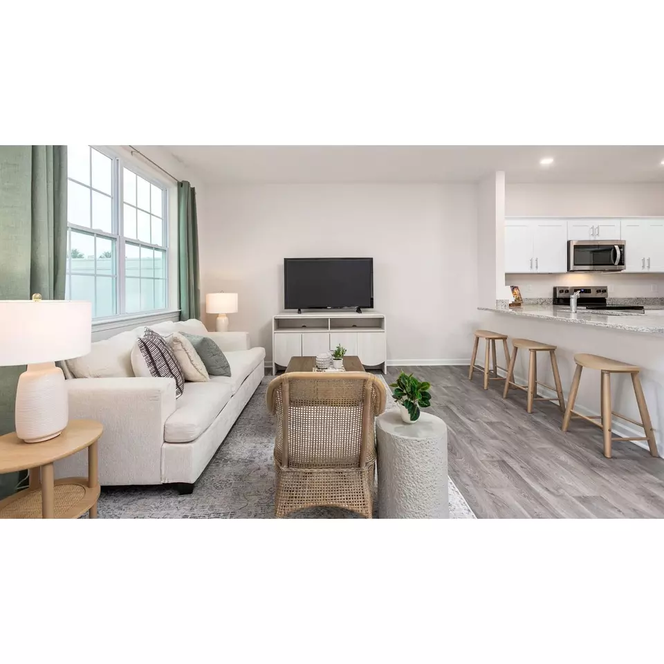 Living - 524 Fife Ct, Gibsonville, NC 27249 photo 2 of 3