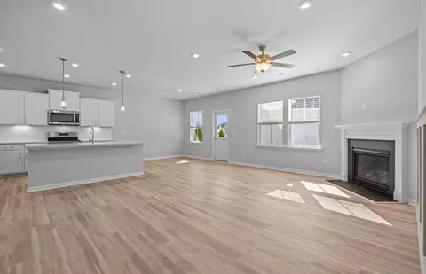 301 Indigo Cir, Easley, SC 29642 photo 9