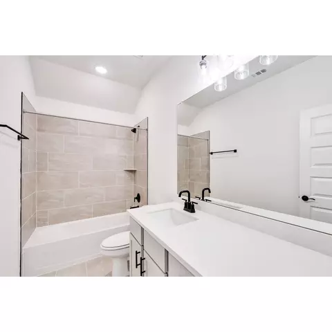 209 Durian Loop, Buda, TX 78610 photo 17