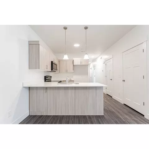 Kitchen - 4778 S 710 West L303, Mapleton, UT 84664 photo 2 of 3