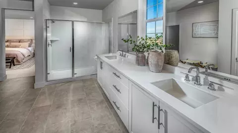 Bath - 5138 Yarrow Ave, Tracy, CA 95377 photo 1 of 1