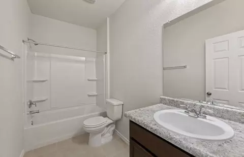 109 Innisfree Rd, Jarrell, TX 76537 photo 11