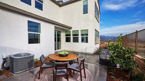 1660 Whitmore Loop, Chula Vista, CA 91913 photo 6