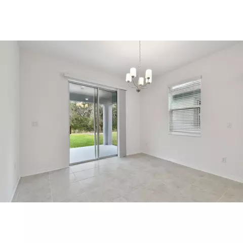 Dining - 5020 Bromeliad Ave, Wimauma, FL 33598 photo 3 of 4