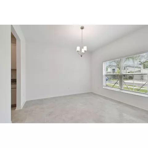 Dining - 5020 Bromeliad Ave, Wimauma, FL 33598 photo 1 of 4