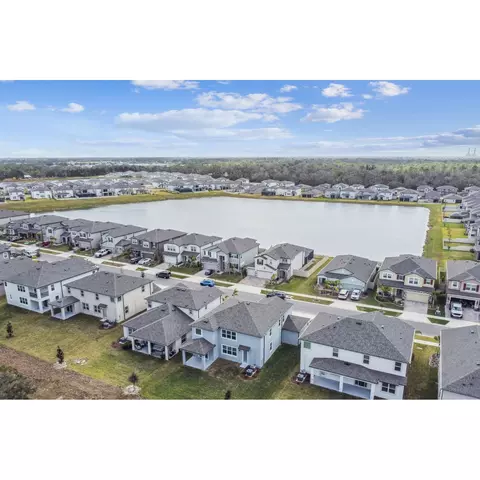 View/Area - 5020 Bromeliad Ave, Wimauma, FL 33598 photo 7 of 7