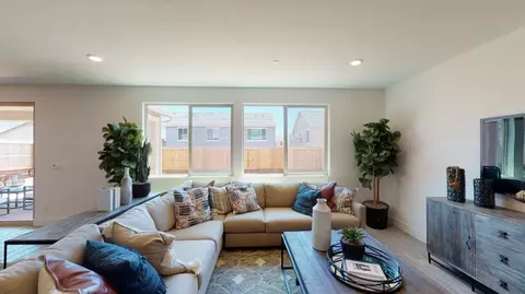 7636 Agate Beach Way, Antelope, CA 95843 photo 4