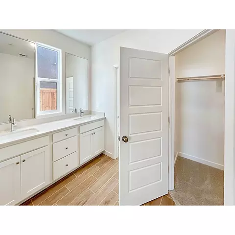 1091 Wildflower Dr, Madera, CA 93636 photo 6