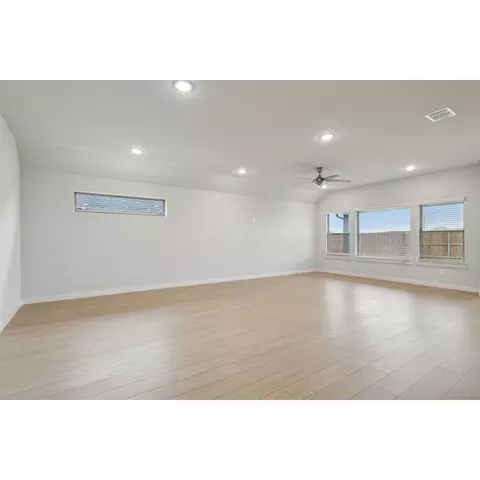 380 Marsh Dr, Lavon, TX 75166 photo 9