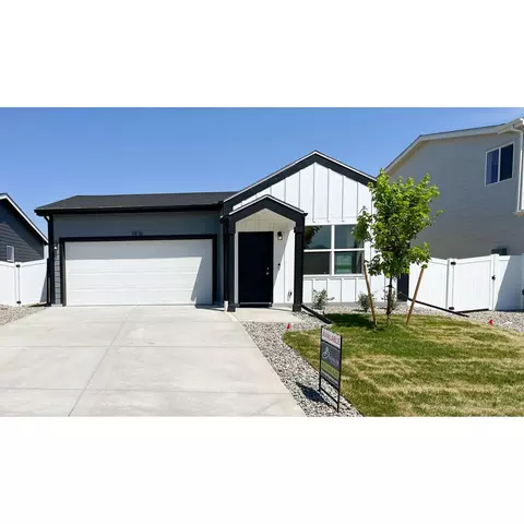 3816 Katmai Ave, Evans, CO 80620 photo 2