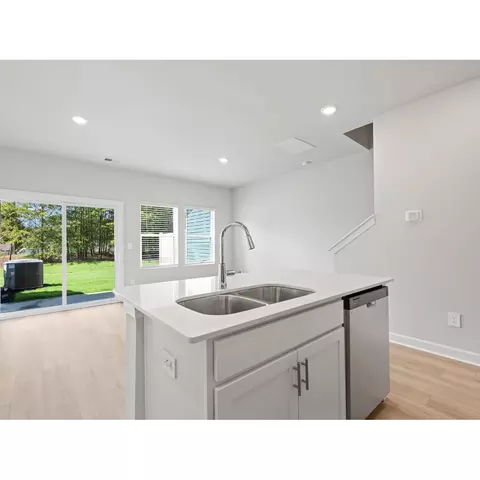 841 Ernest Ln, Lyman, SC 29365 photo 8