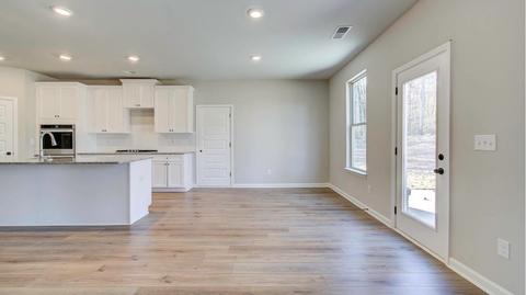 408 Traditions Ln, Hampton, GA 30228 photo 11