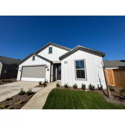 1329 Windmill Ave, Clovis, CA 93619 photo 1