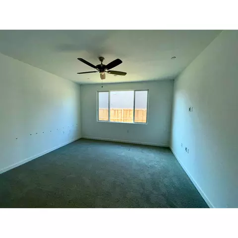 1329 Windmill Ave, Clovis, CA 93619 photo 5
