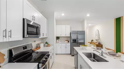 3822 Ambersweet Xing, Parrish, FL 34219 photo 4