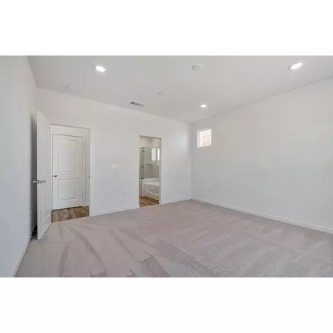 714 Rosazzo Ln, Manteca, CA 95337 photo 8