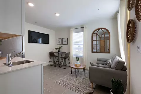 1025 E Cameron Ave, Visalia, CA 93292 photo 14