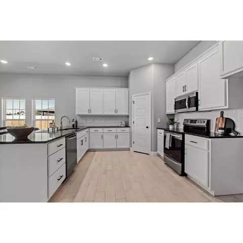 404 E 1st St, Webb City, MO 64870 photo 7