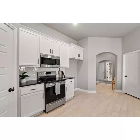 404 E 1st St, Webb City, MO 64870 photo 13
