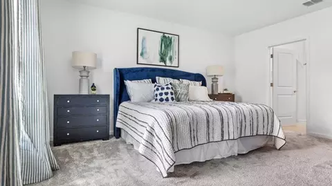 Bedroom - 1334 Deepwater Cir, Eagle Lake, FL 33839 photo 1 of 5