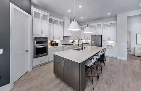 Kitchen - 20392 Napa Loop, Estero, FL 33928 photo 1 of 2