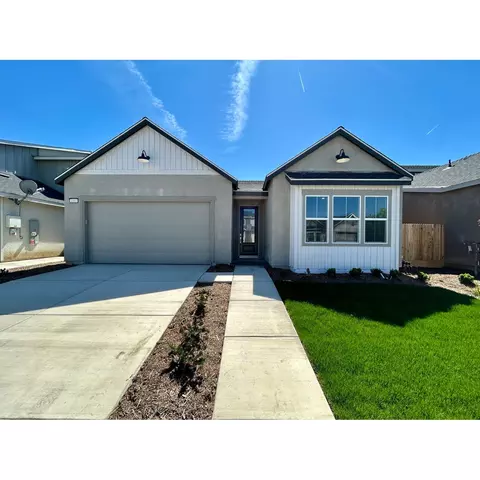 4064 Alamos Ave, Clovis, CA 93619 photo 1