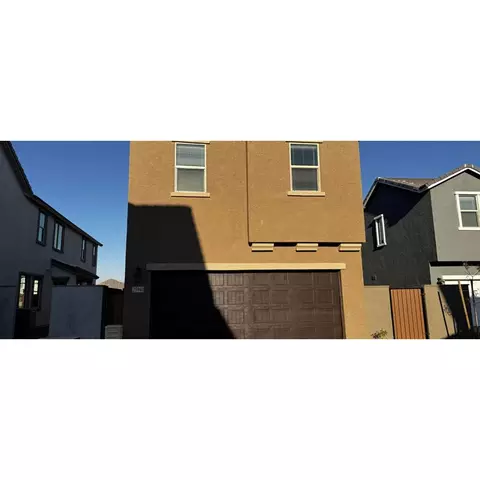 Exterior - 25940 N 22nd Ln, Phoenix, AZ 85085 photo 7 of 11