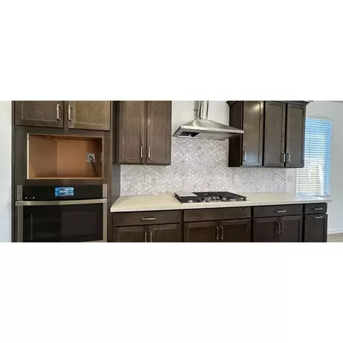 Kitchen - 25940 N 22nd Ln, Phoenix, AZ 85085 photo 3 of 6