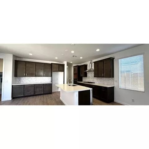 Kitchen - 25940 N 22nd Ln, Phoenix, AZ 85085 photo 1 of 6