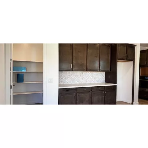 Kitchen - 25940 N 22nd Ln, Phoenix, AZ 85085 photo 2 of 6
