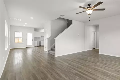 128 Pentro Path, Georgetown, TX 78626 photo 9