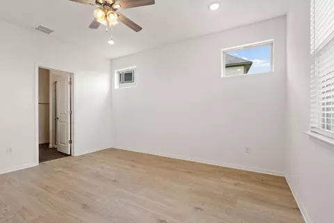 1821 Mcmahon Ln, Manchaca, TX 78652 photo 9