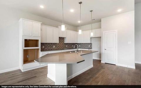 517 Wild Pecan Loop, Buda, TX 78610 photo 13