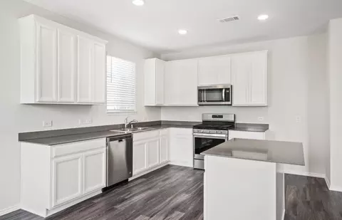 113 Ethan Edwards Rd, Jarrell, TX 76537 photo 8