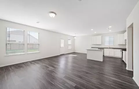 113 Ethan Edwards Rd, Jarrell, TX 76537 photo 5