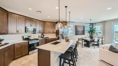8122 E Paloma Ave, Mesa, AZ 85212 photo 3