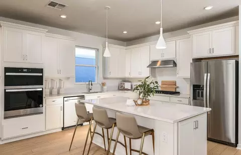 Kitchen - 9827 Crescent Moon Dr, Riverview, FL 33578 photo 1 of 3