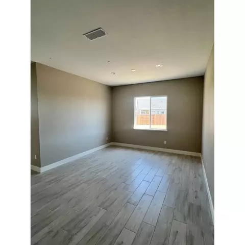 Living - 2273 Paramount Ln, Manteca, CA 95337 photo 1 of 3