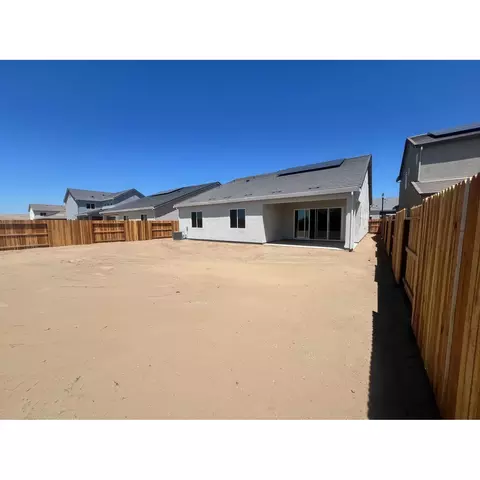 Exterior - 2273 Paramount Ln, Manteca, CA 95337 photo 3 of 7