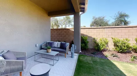 423 E Riverway Ave, Visalia, CA 93291 photo 6