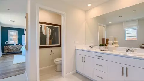 Bath - 1817 Ace St, Hemet, CA 92545 photo 4 of 4