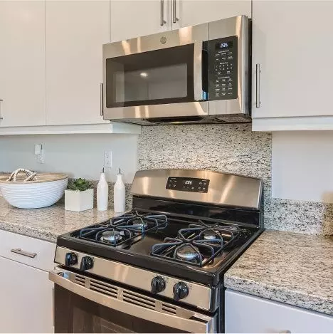 Kitchen - 1817 Ace St, Hemet, CA 92545 photo 2 of 5