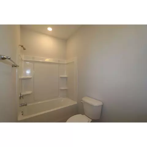 Bath - 1102 Harmony Trl, Durham, NC 27703 photo 14 of 18