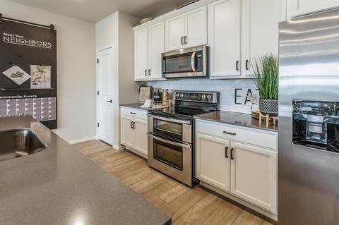 2296 Setting Sun Dr #7, Windsor, CO 80550 photo 16