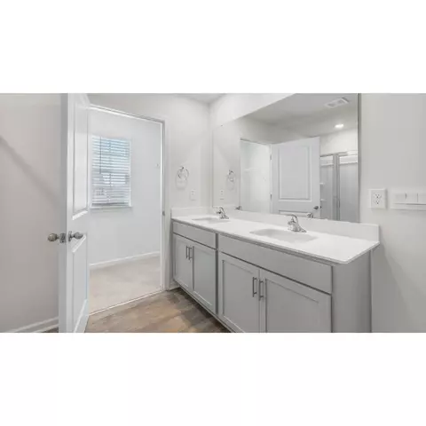 Bath - 6360 Cedar Hill Ct, Trinity, NC 27370 photo 3 of 5