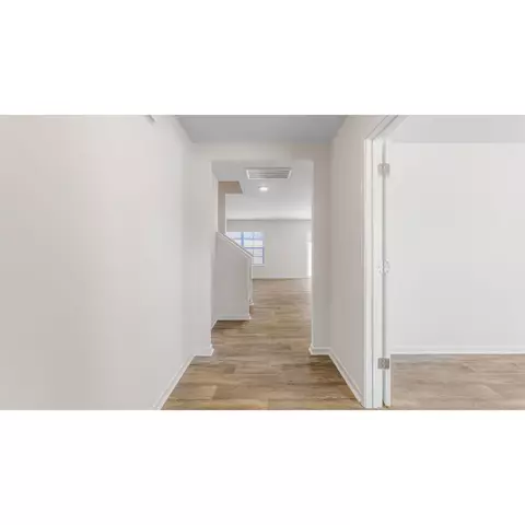 Entry Way - 6360 Cedar Hill Ct, Trinity, NC 27370 photo 1 of 1