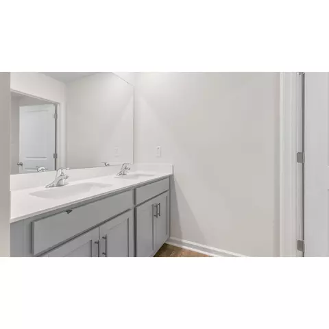 Bath - 6360 Cedar Hill Ct, Trinity, NC 27370 photo 4 of 5