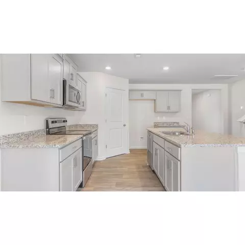 Kitchen - 6360 Cedar Hill Ct, Trinity, NC 27370 photo 3 of 3