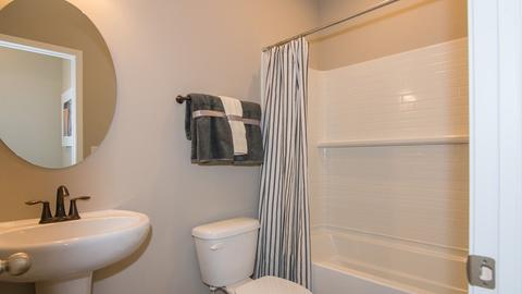 140 Carrick Glen Blvd, Pendleton, IN 46064 photo 18