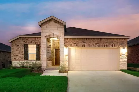 2724 Pecan Park Dr, Denton, TX 76208